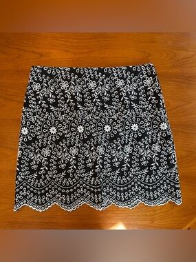 NWOT LOFT Black Eyelet Lace Mini Skirt, Size 10